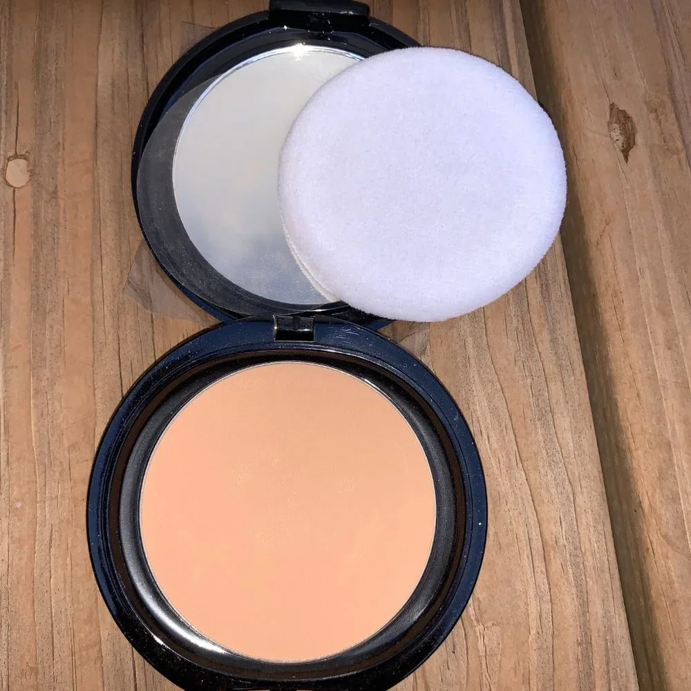 OSP Cosmetics Photochromatic Pressed Powder